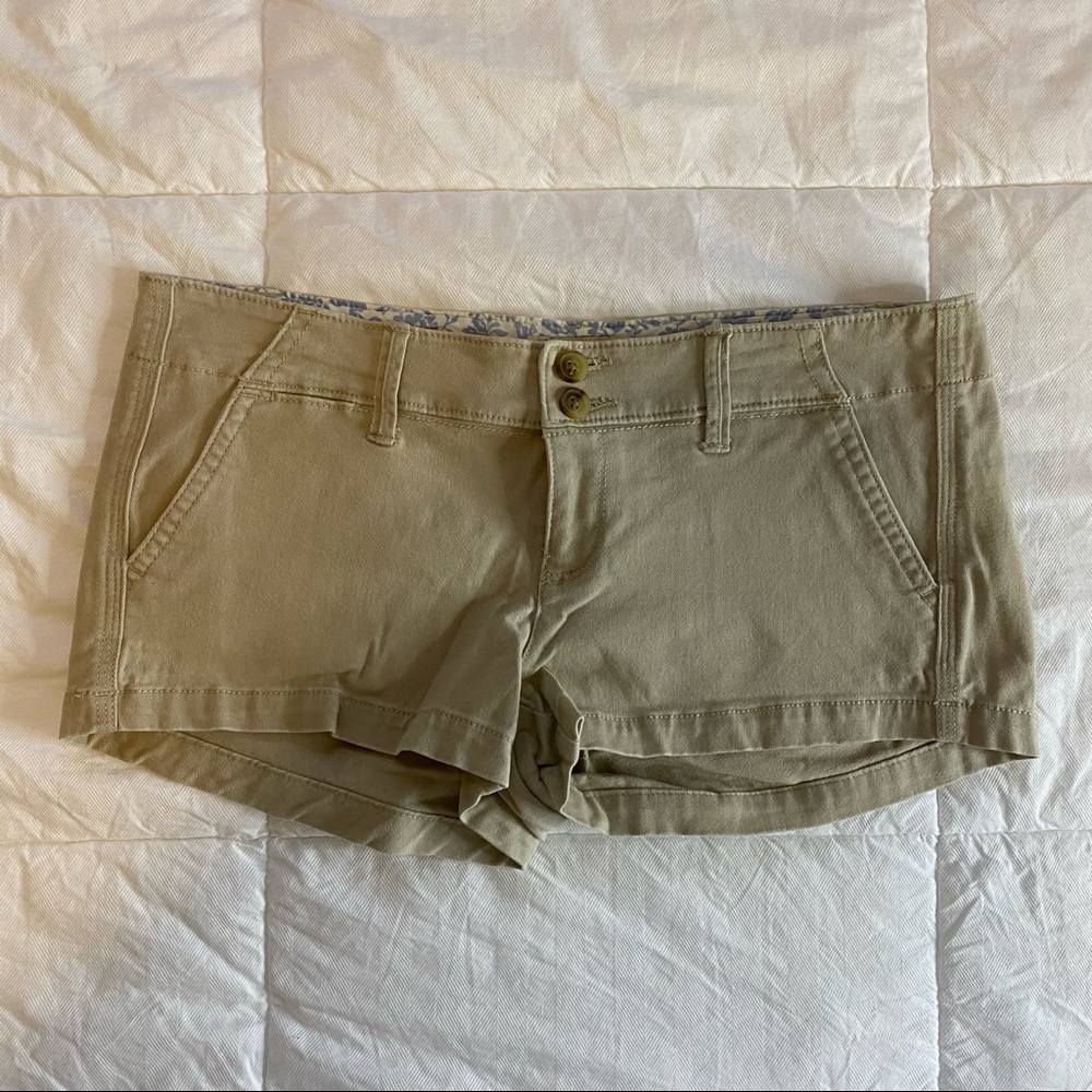 American Eagle Khaki Stretch Shorts